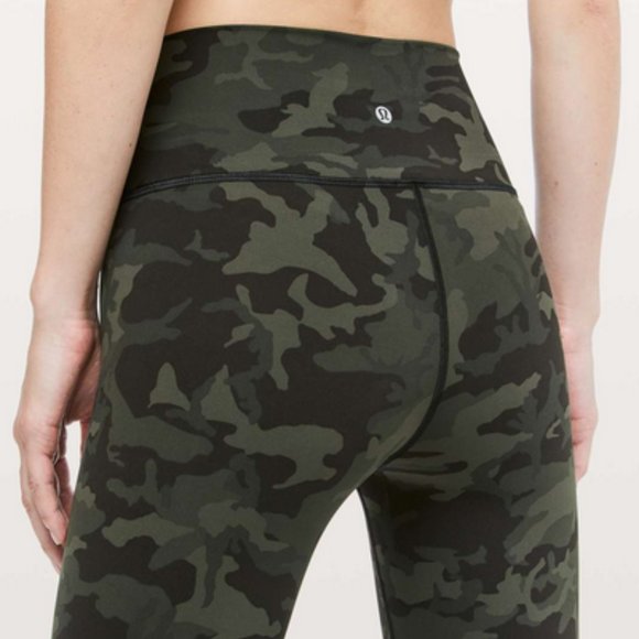 Lululemon  -  Wunder Under Crop High-Rise - Camo - 6 - Picture 1 of 13